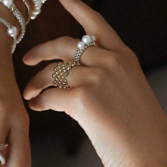 Luna Caviar Pearl Ring from Lagos Size 7 - Picture 4 of 14